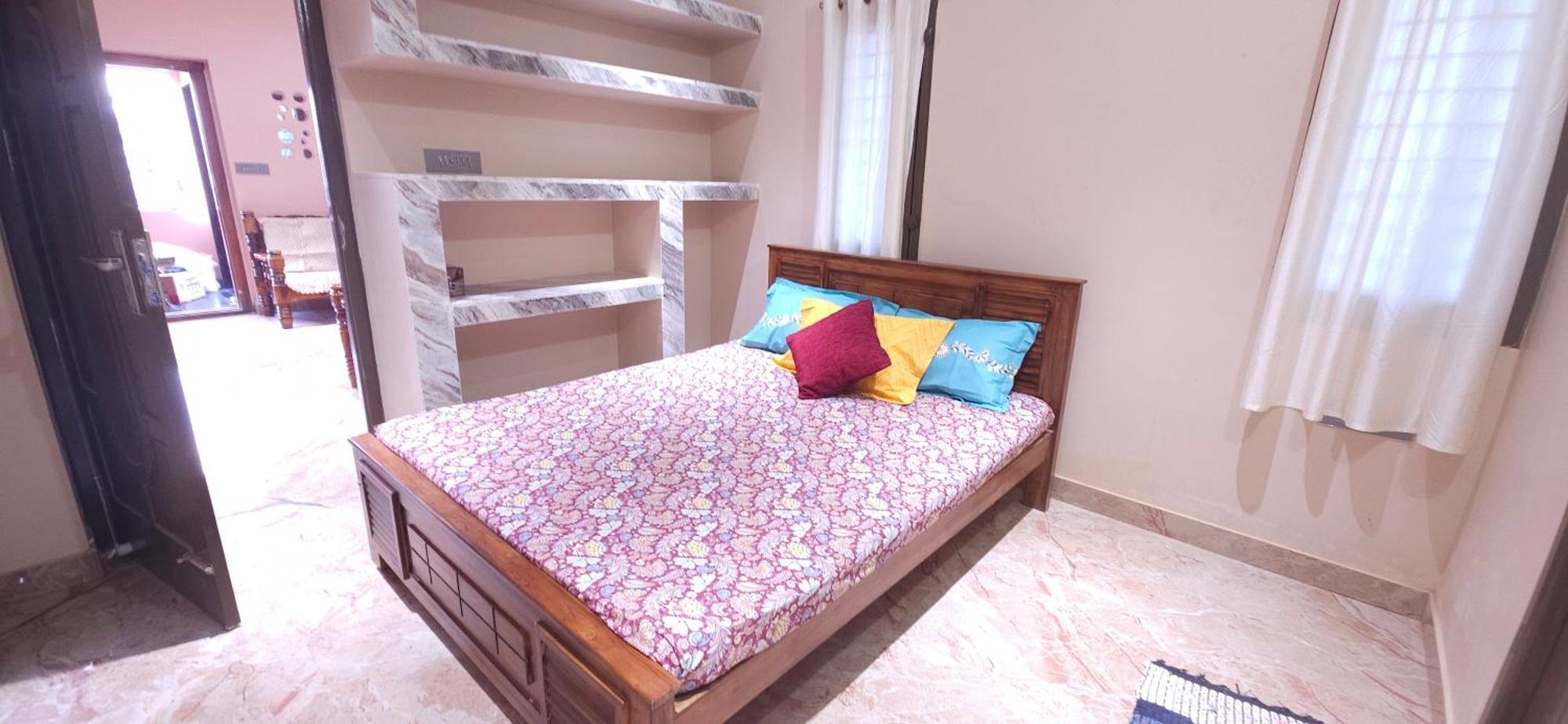 Shi'S Thulasi 2Bhk In Coimbatore Near To Karpagam College, Palakkad Highway, Rathinam College And More Exteriör bild